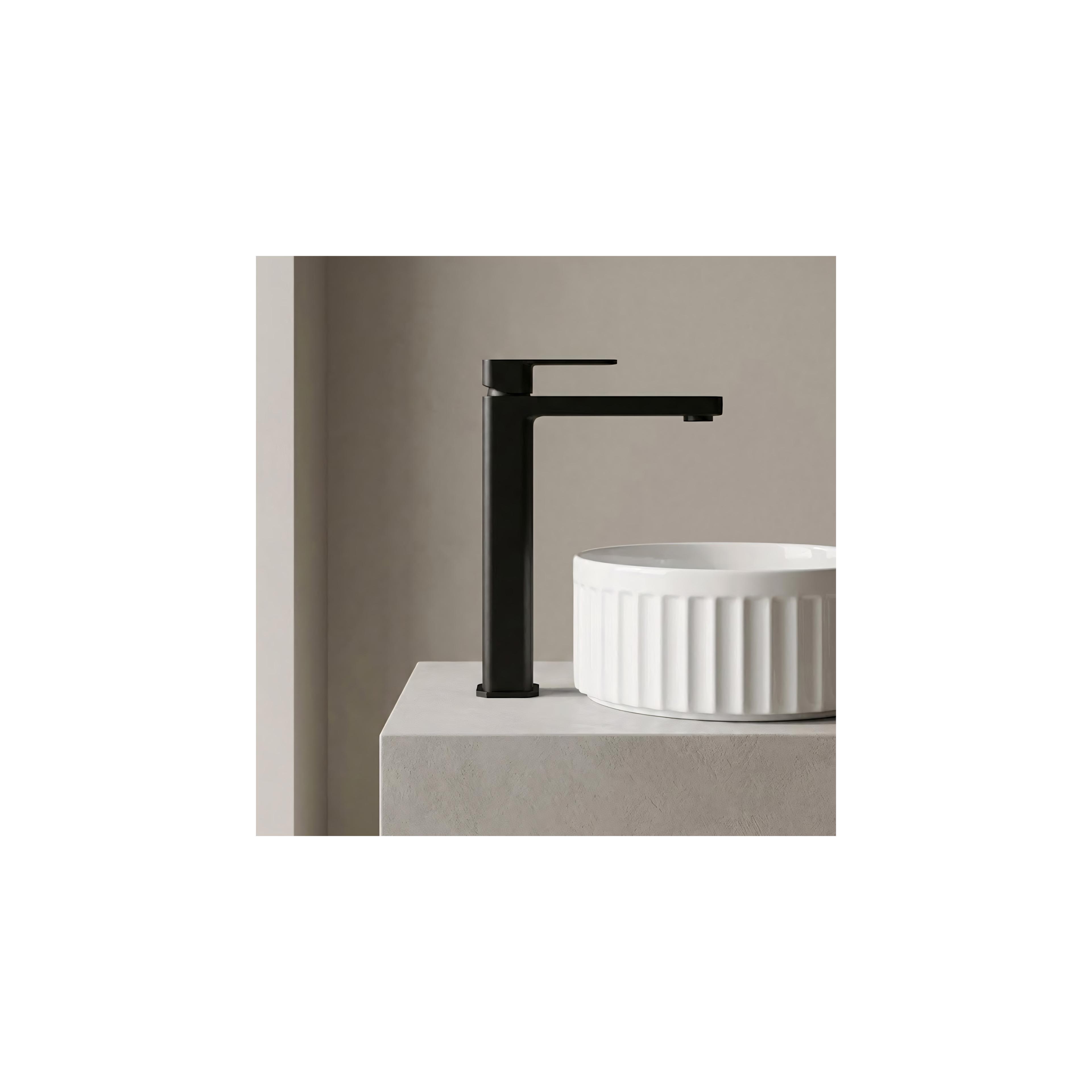 Robinet de salle de bain Rea Arlo Black