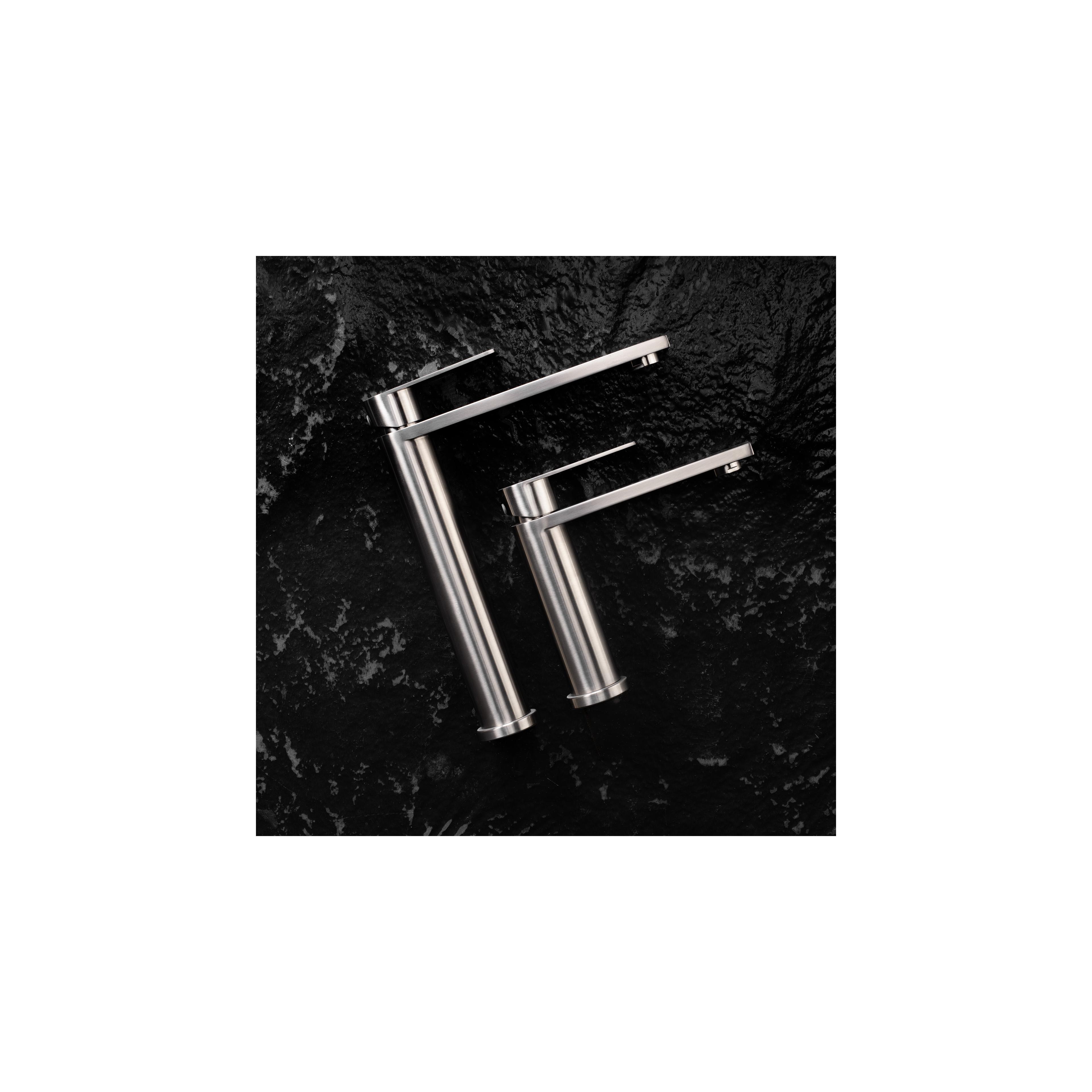 Vannas istabas maisītājs REA Hunter Brush Nickel