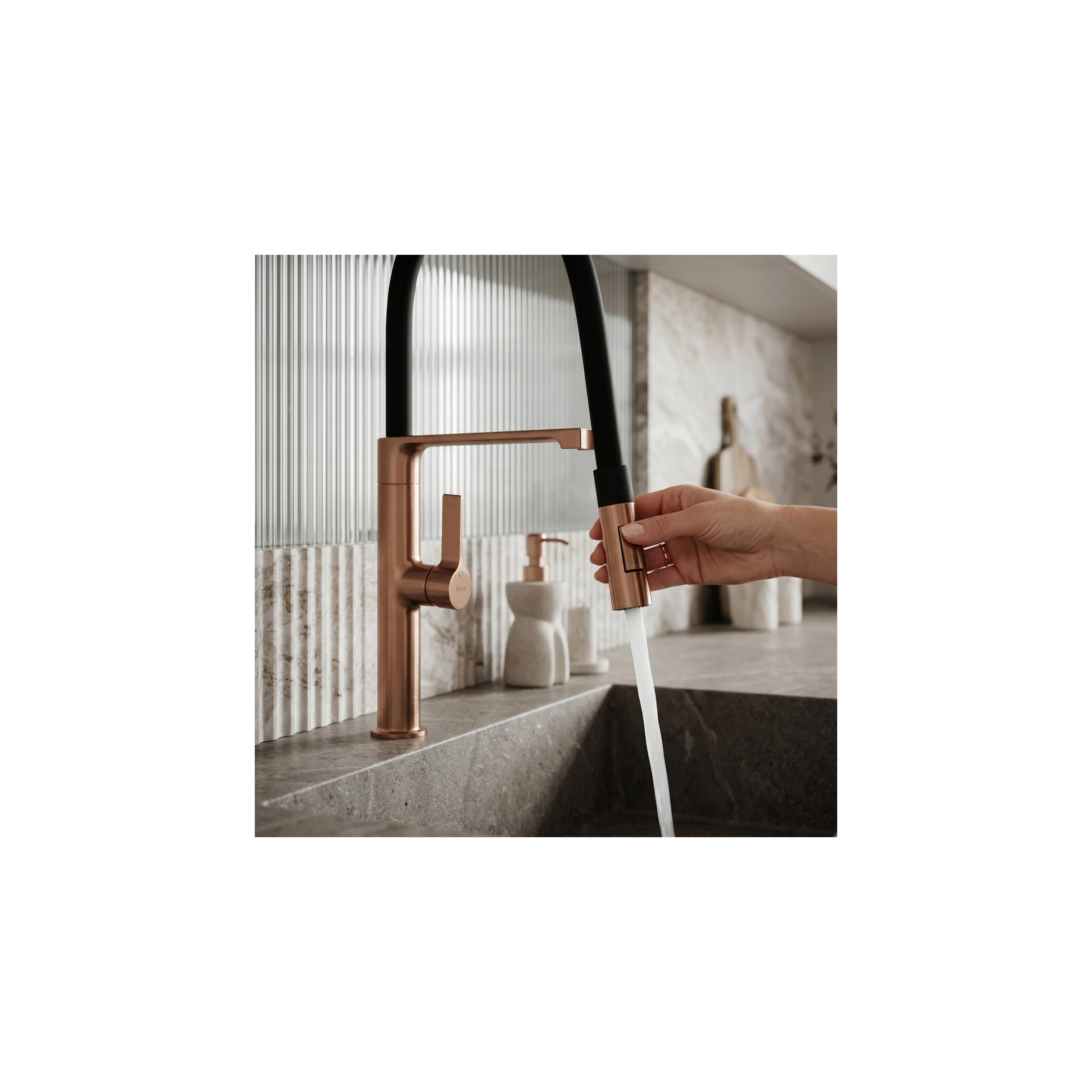 Kitchen faucet REA Lago Brush Copper