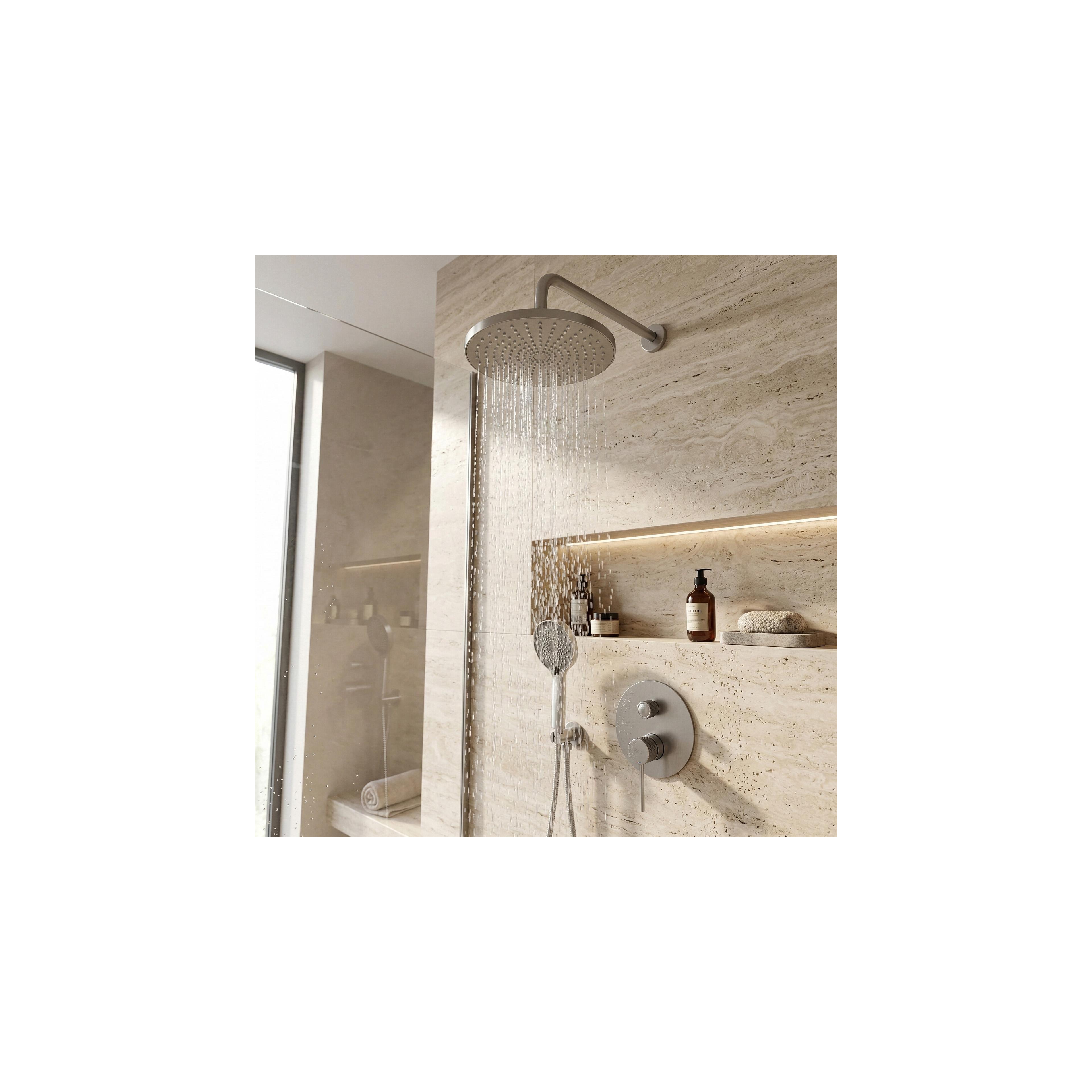 Rea Lungo Stripe Nickel Brush juodas paslėptas dušo rinkinys + DĖŽUTĖ