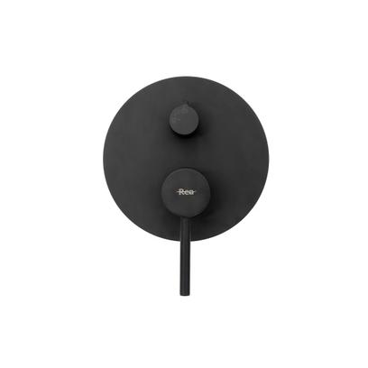 Zuhanyszett rejtett Rea Lungo black + box
