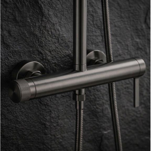 Душевая стойка Rea Rivo Titan