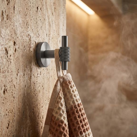 Vonios kabliukas 29104 Rivo Titan