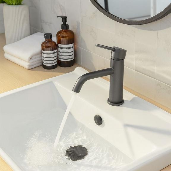 Bateria umywalkowa Rea Lungo Tytan Niska