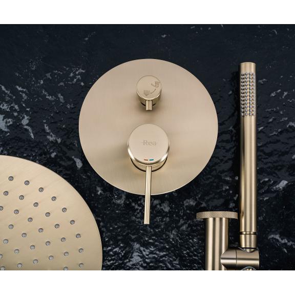 Shower system  Rea Lungo Grip Gold Brush  + BOX