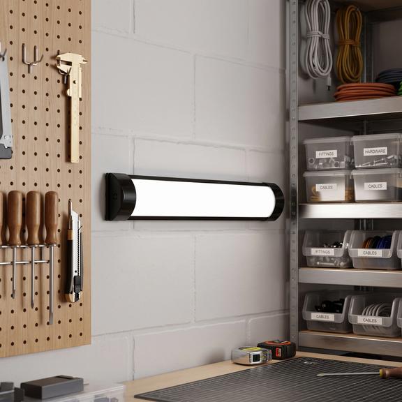 Lampa LED JNH053-18N Czarna 60 cm