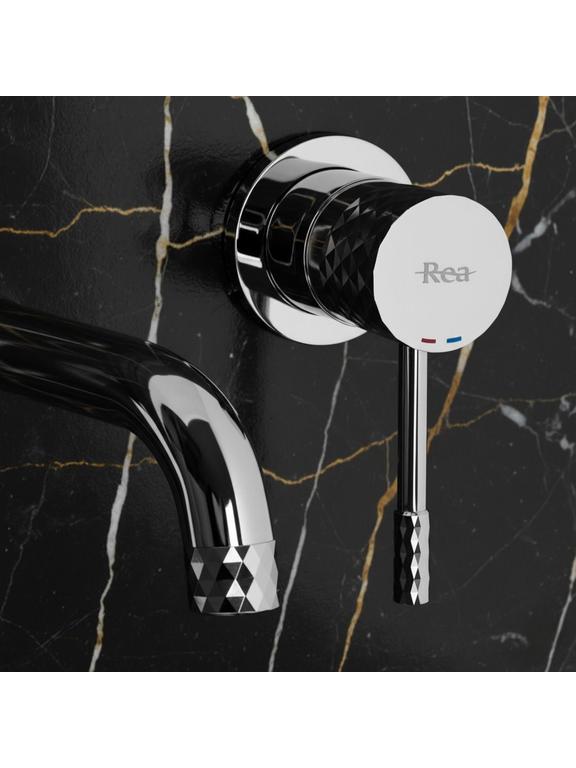 Piiloon asennettava sekoitin Rea Lungo Diamond Chrom + BOX