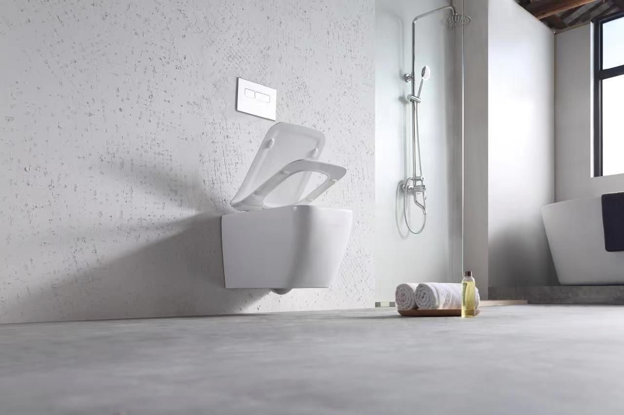 WC csésze REA MARTIN SLIM RIMLESS DUROPLAST