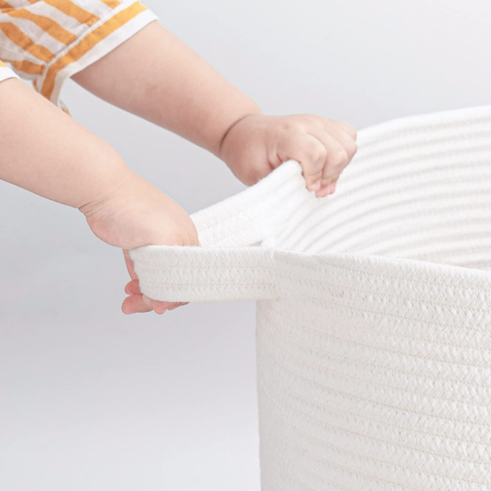 Natural boho-style basket  322162