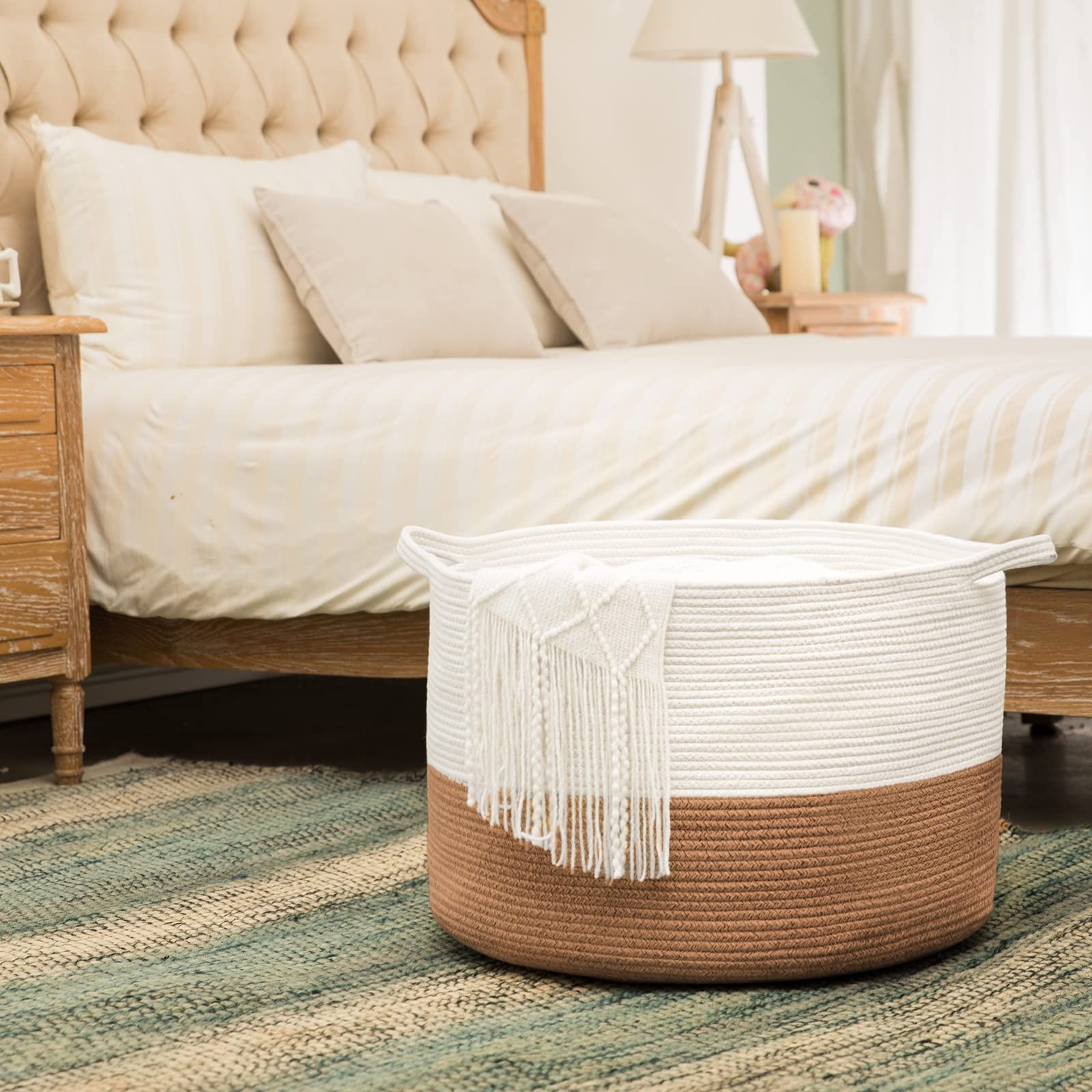 Natural boho-style basket  322162